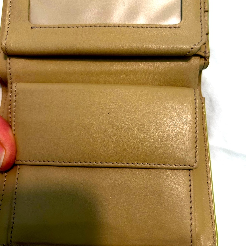 Wallet - Picture 3 of 9
